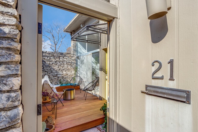 Photo - 4500 Westridge Ave