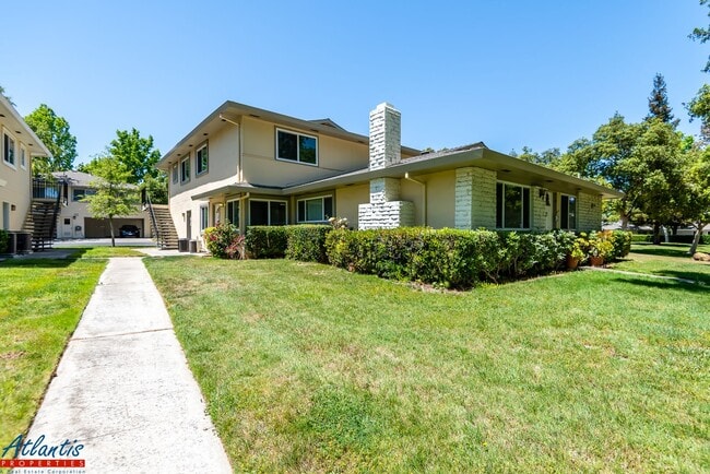 Building Photo - Cambrian Condo | Central A/C | Prime Location Unit 02