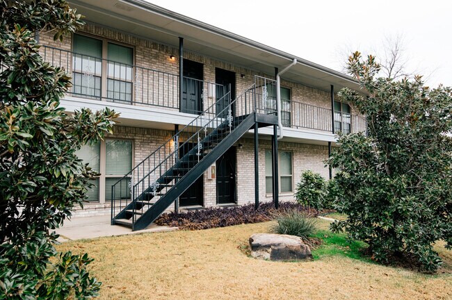Bernard Street Apts