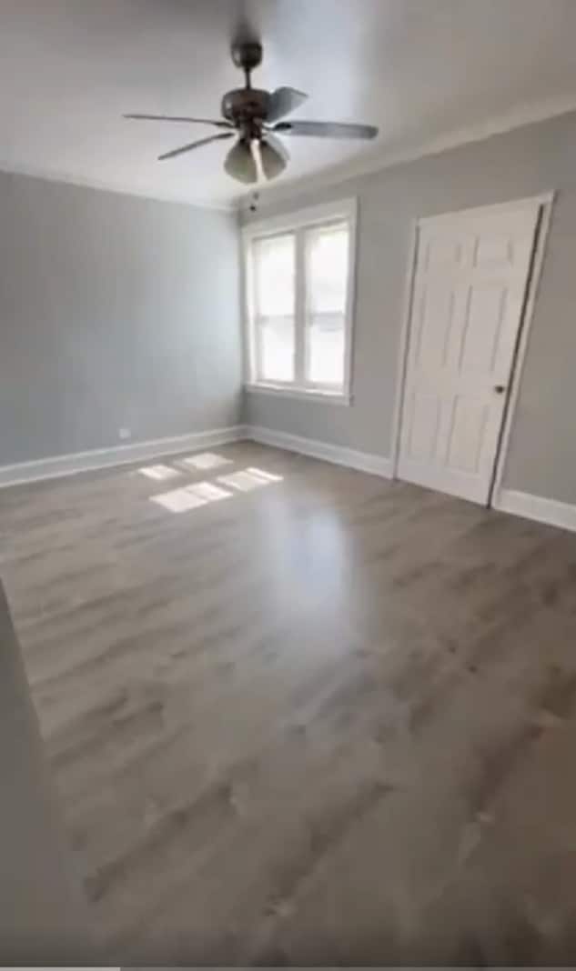 Building Photo - 5906 W Huron St Unit 2