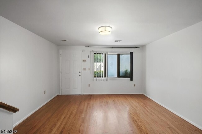 626 Chancellor Ave