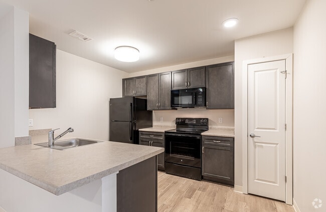 2BR, 1BA