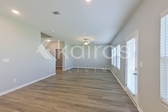 123 Williams Ln