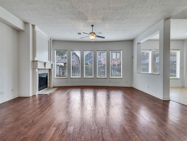 Photo - 28003 Iberville Glen Dr