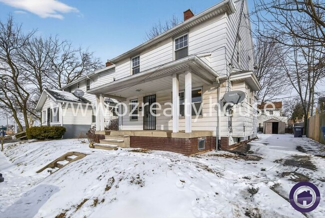 Building Photo - 119 Carbon St