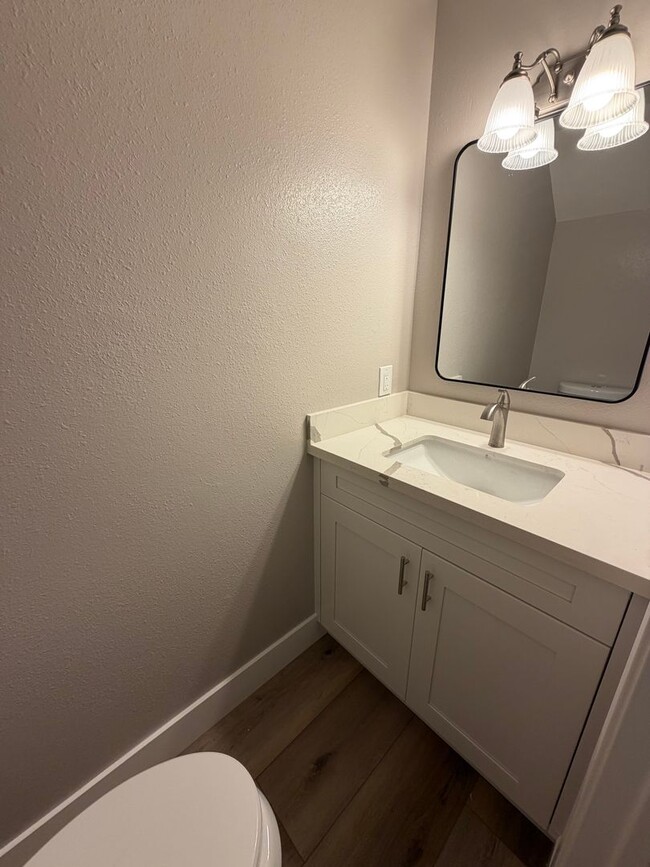 Photo - 2610 Phipps Ave Unidad #B