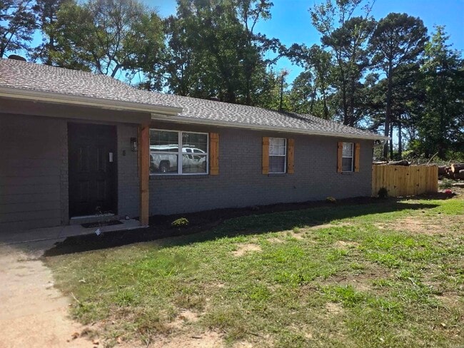 Photo - 3123 Ward Dr