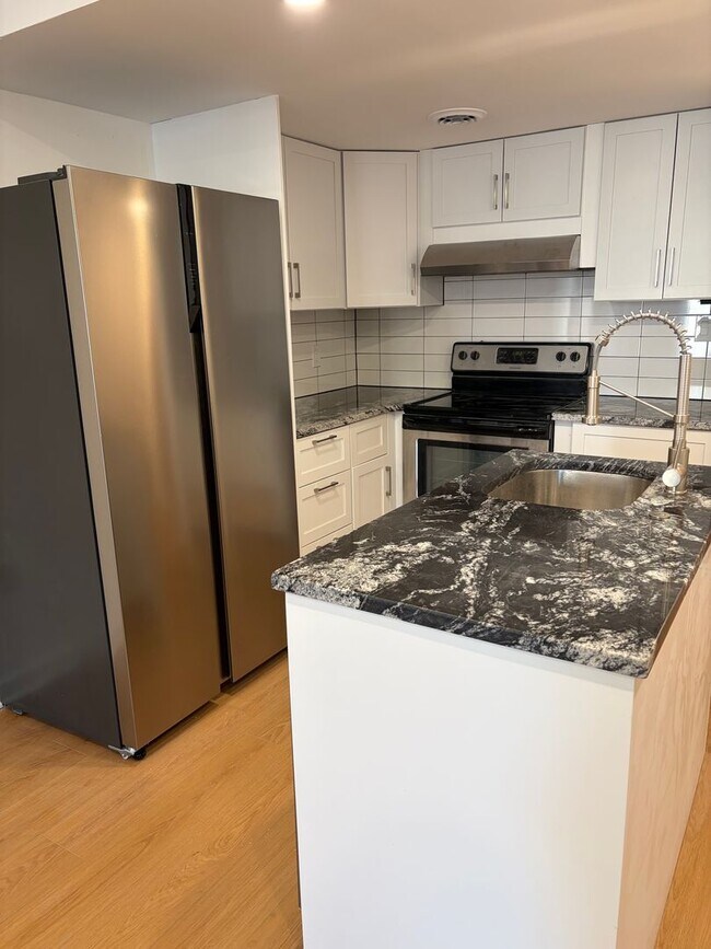 Photo - Welcome to Urban Elegance in the Heart of Historic Old City, Philadelphia. Unit 302