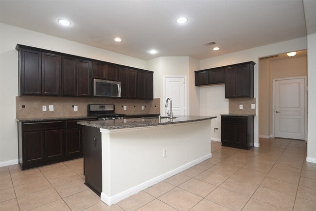 Photo - 16614 Spirit Lake Ct