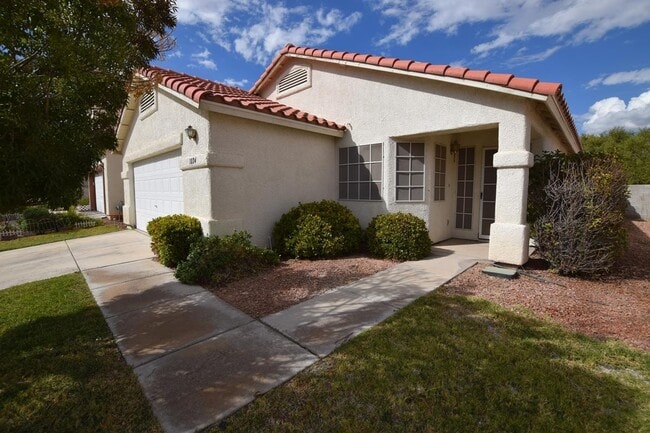 Photo - Beautiful Single Story Three Bedroom Home!