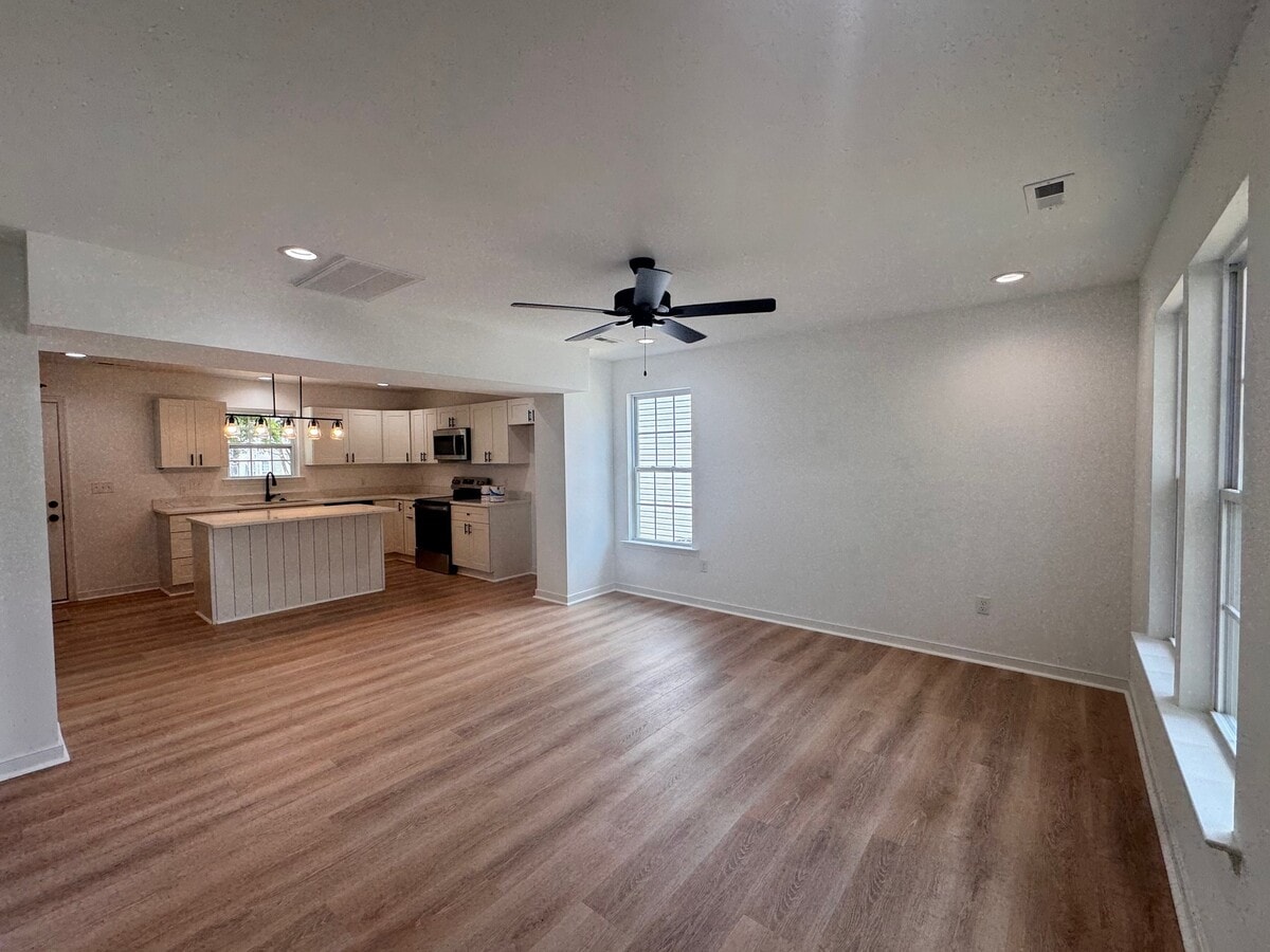 Photo - 1163 W Wythe St