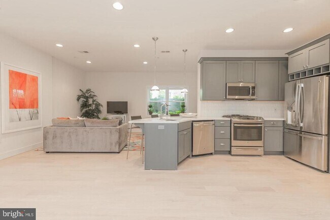 Photo - 1352 Quincy St NW Unit 1