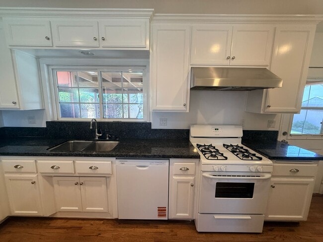 Photo - Adorable 2-bedroom home available for rent in Lakewood Mutuals!