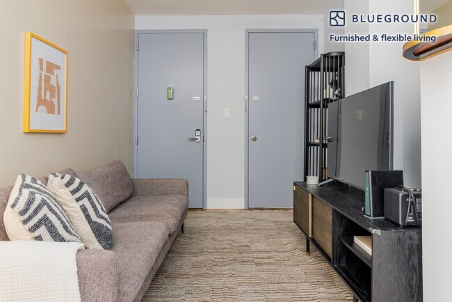 Photo - 161 W 54th St Unit FL8-ID1877