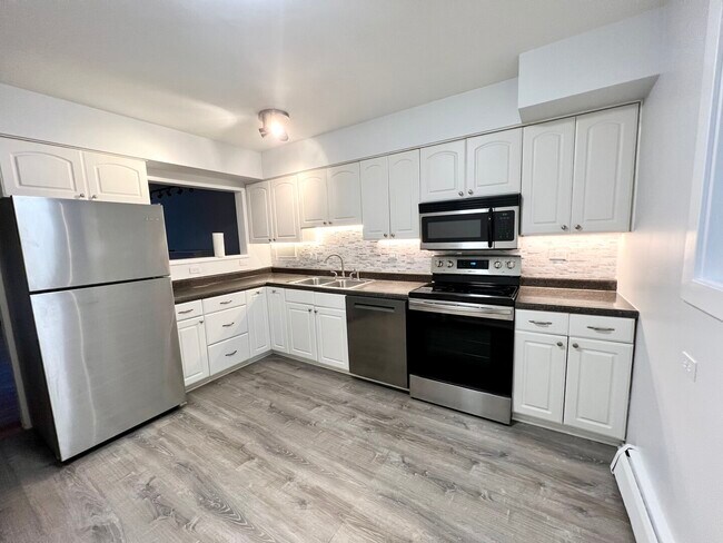 Photo - 547 Sheridan Rd Unit 2W