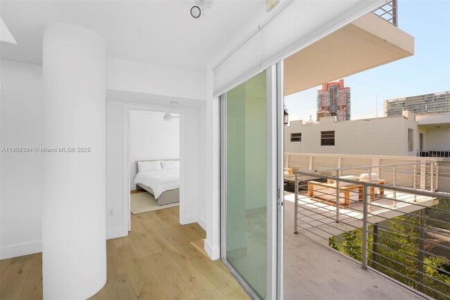 Photo - 221 Jefferson Ave