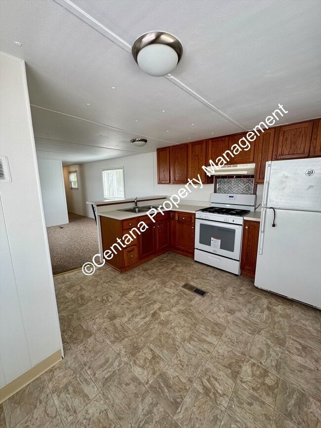 Photo - 2 bedroom in the Cobban Courts!