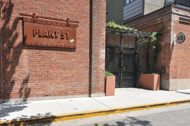 Building Photo - Plant 51 !! Open House 3/1 5:30