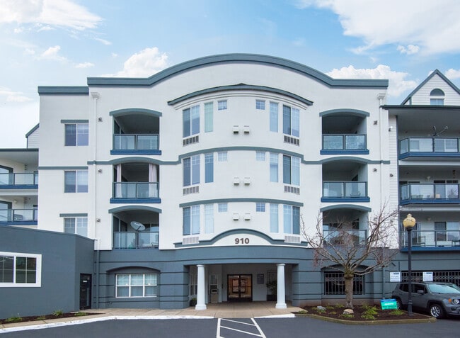 Building Photo - 9Ten North by Trion Living Rental