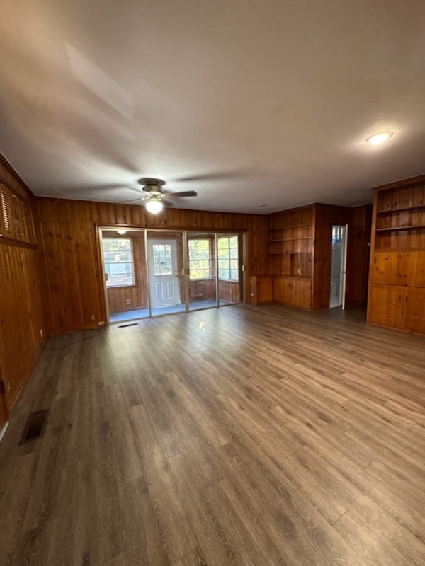 Photo - 703 Harrold Ave