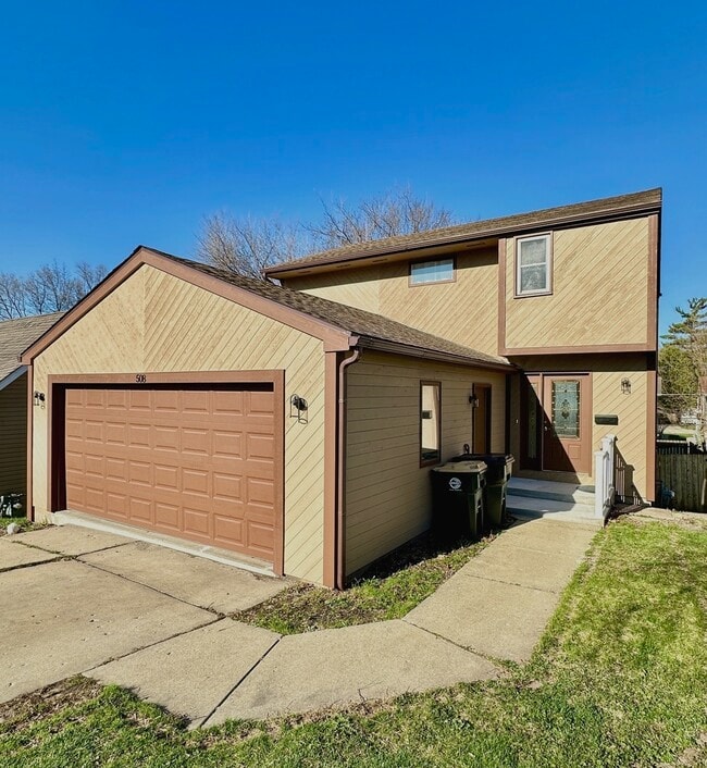 Building Photo - 508 Beechwood Dr