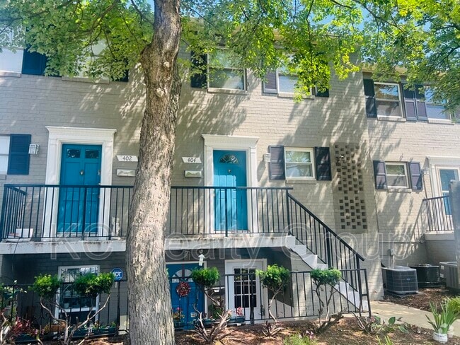 Building Photo - 404 N Armistead St Rental