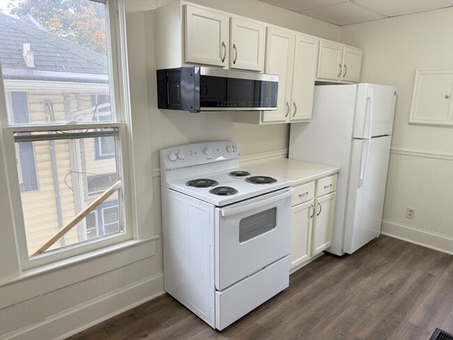 Building Photo - 312-B Washington Unit 312-B Washington