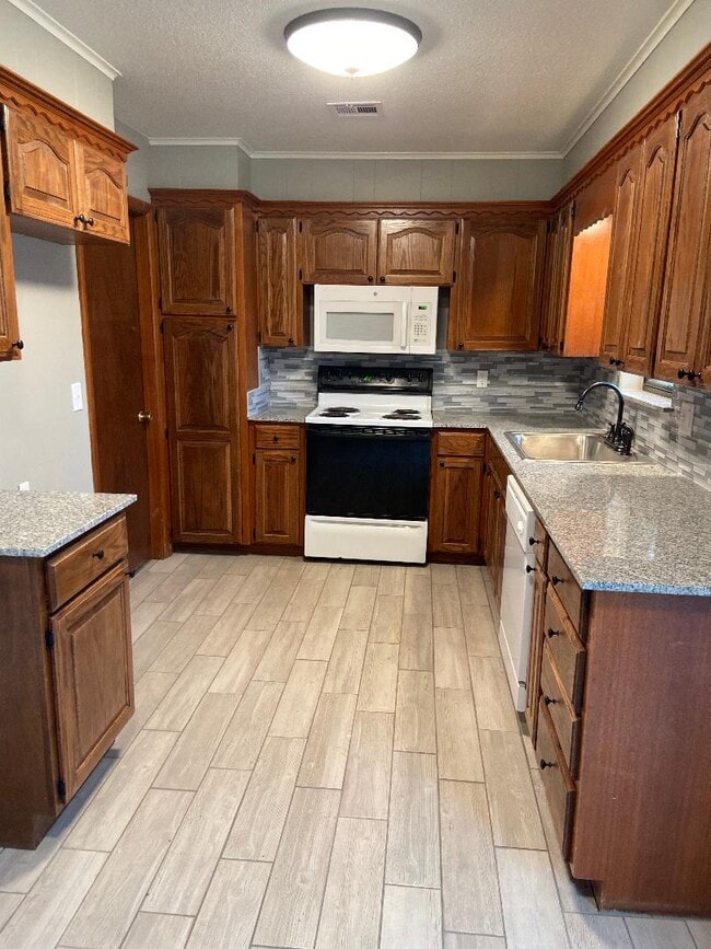 Photo - 1506 Canterbury St