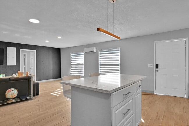 Photo - 6385 86th Ln