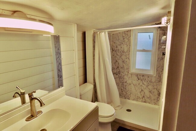 Photo - 13 Hideaway Rd Unit G