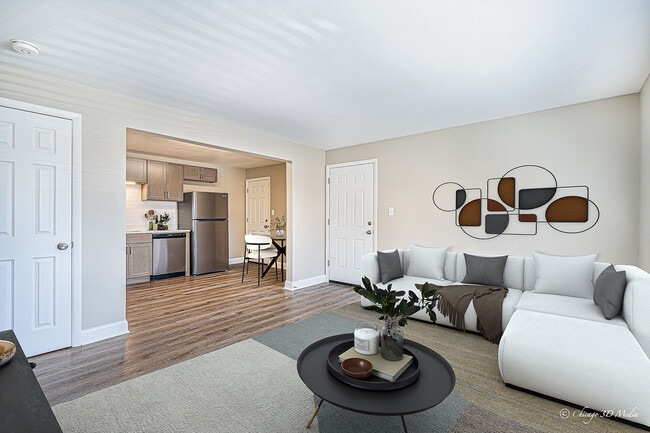 Photo - 7005 W Gunnison St