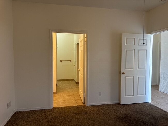 Photo - 2834 Unit #4