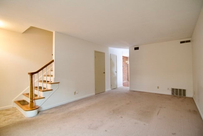 1157 Dickinson St Unit 1157