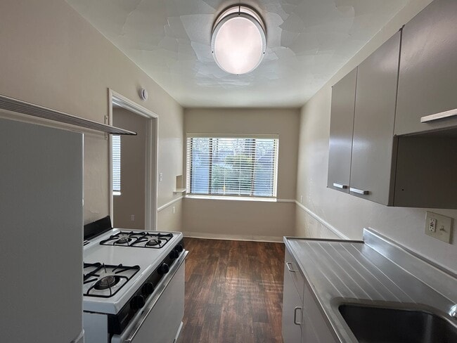 Photo - Alexander’s Place at 1625 H ~ Discover Timeless Charm in the Heart of it All!