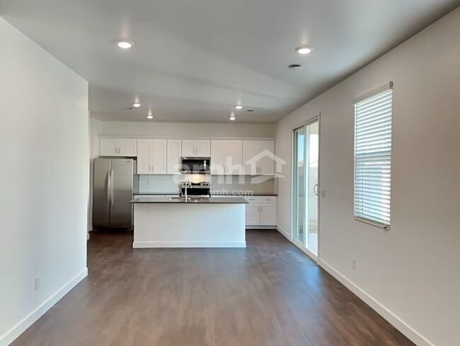 Photo - 2124 W Alicia Dr