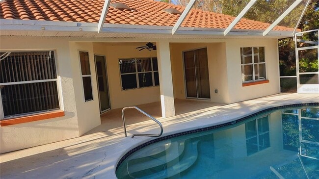 Photo - 58 Burning Bush Dr