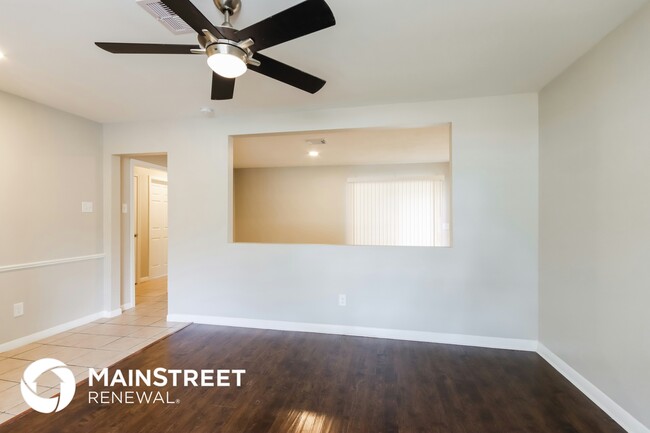 Photo - 431 W Sunnyside St