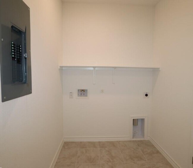 Photo - 125 Watkinville Rd