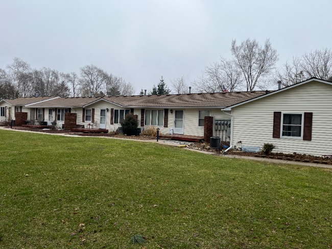 Photo - 1583 Highland Park Dr Unit C