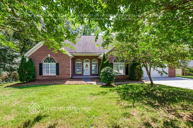 Building Photo - 15020 Woodstar Rd