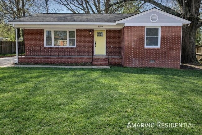 Building Photo - 5303 Birch Rd