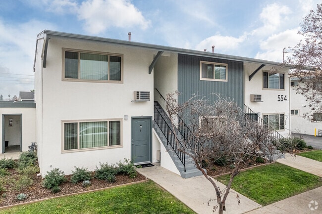 Building Photo - Azusa Hills