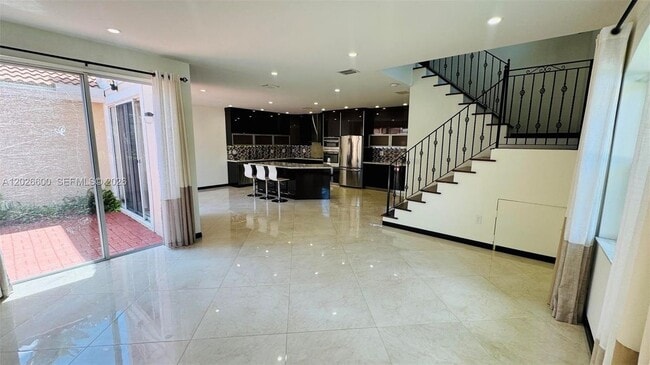 Photo - 1094 Redwood St Unidad 1094