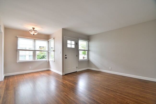 Photo - 1350 Unit 1352