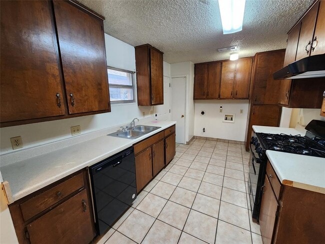 Photo - 6909 Cooper Ln