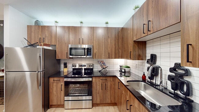 Delphine Kitchen