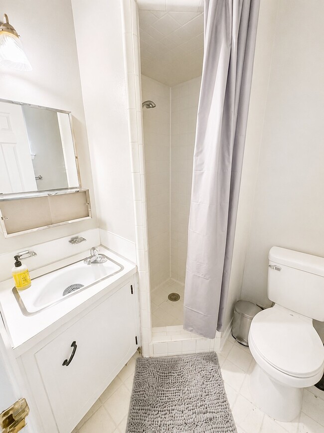 Photo - 1408 Hammond Dr