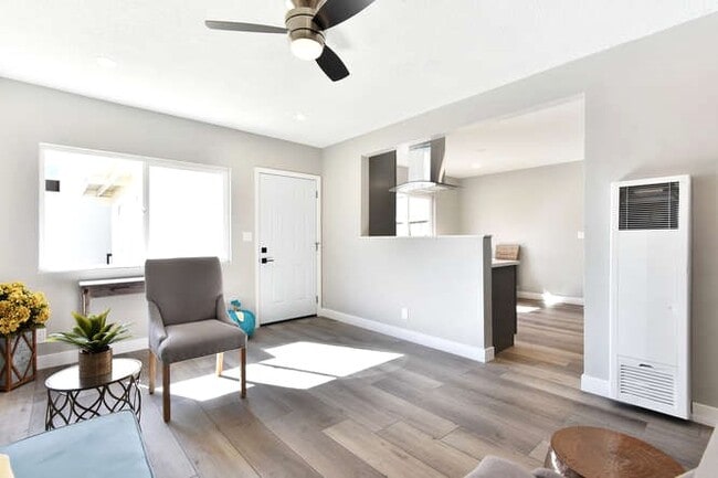 Building Photo - 4621 W 170th St Rental