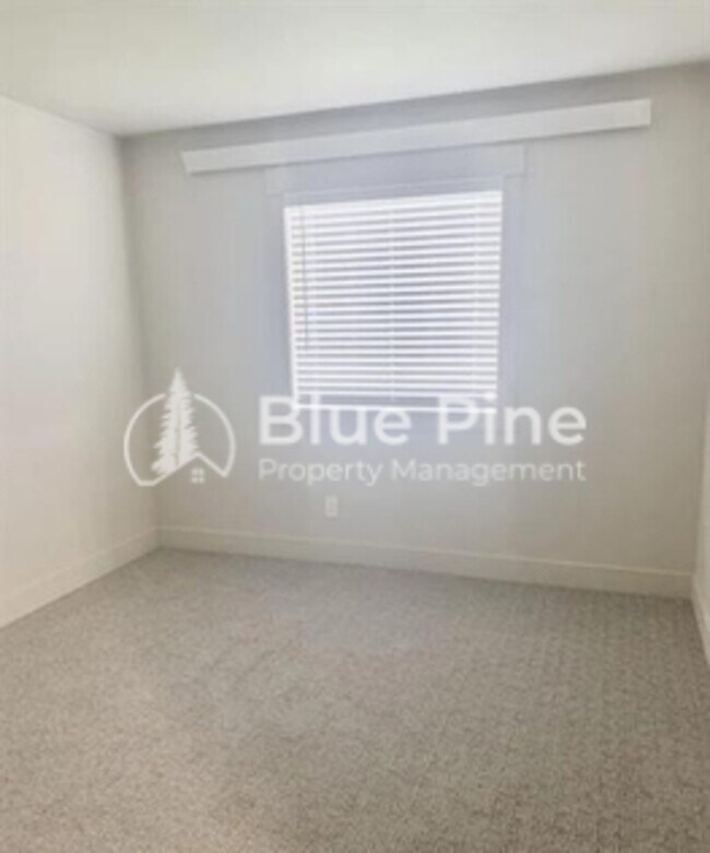 Photo - 5907 N Silver Fox Rd