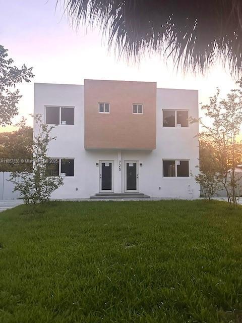 Building Photo - 723 NW 19th Ave Unit A Rental